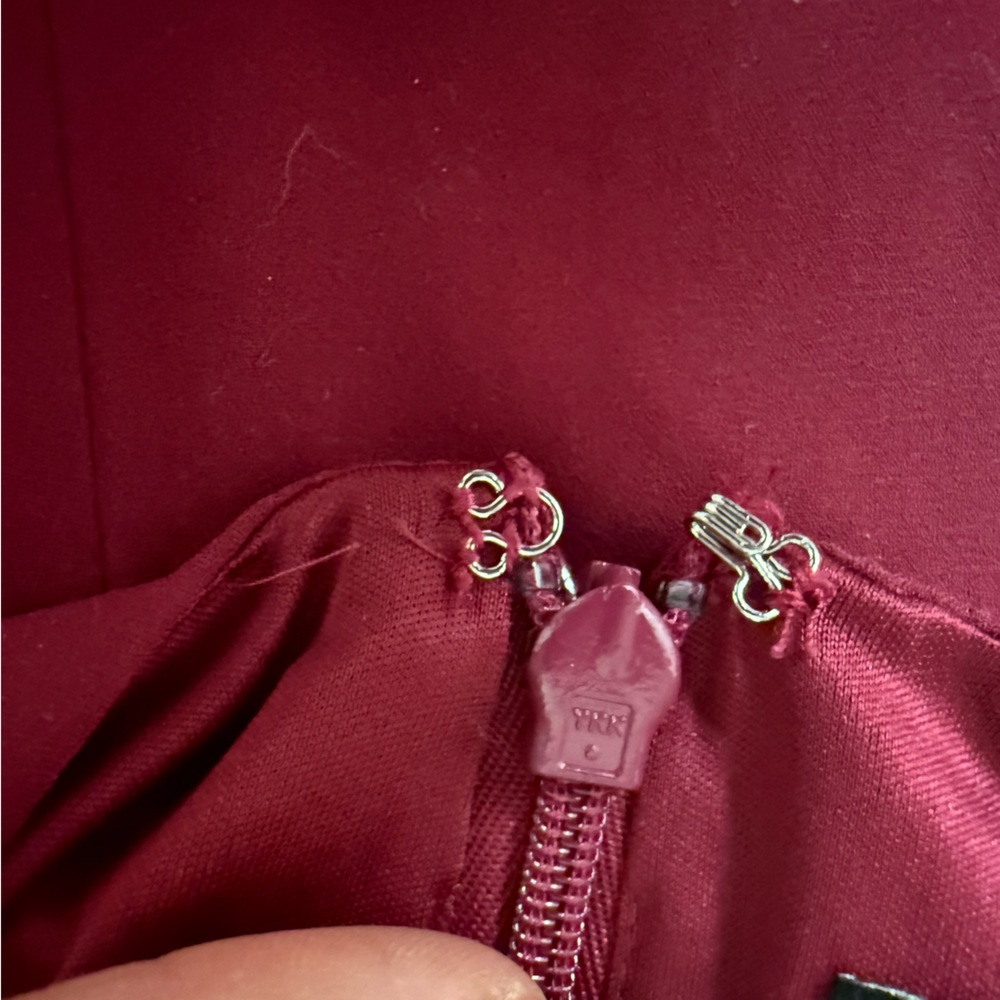 Express Deep Red Romper midsection cut out - Picture 6 of 6